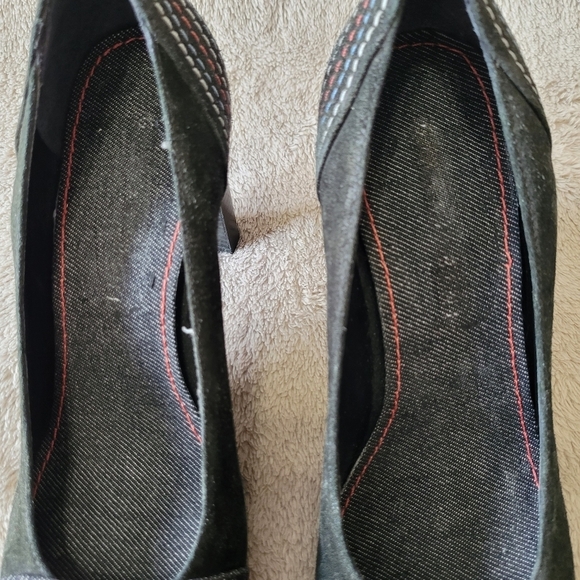 Gianni Bini square toe dark olive green heels size 7​ - Picture 9 of 12